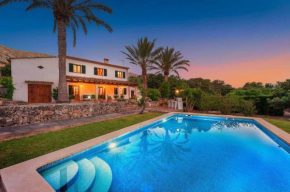 Villa Clavet by Villa Plus